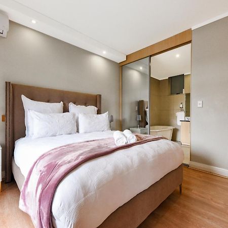 Hydro Park Residences In Sandton With Generator 约翰内斯堡 外观 照片